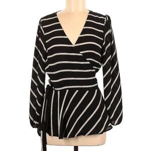 Loft wrap top size XS